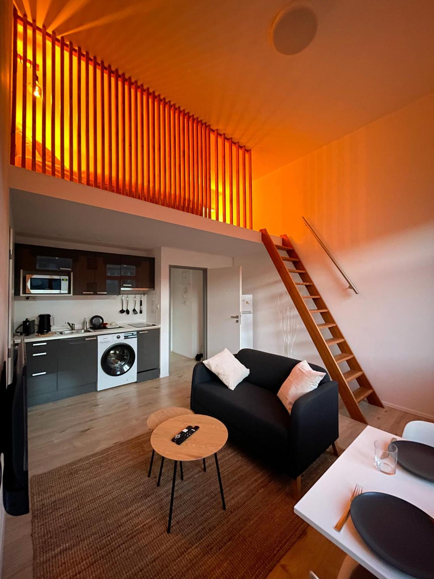 Loft Maniny By Urban Apartments Prag Exterior foto